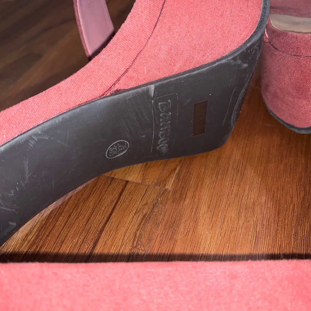 Heels - Picture 7 of 8